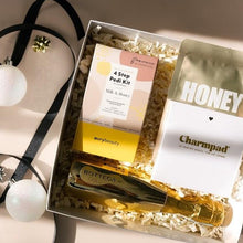 Load image into Gallery viewer, THE PAMPER